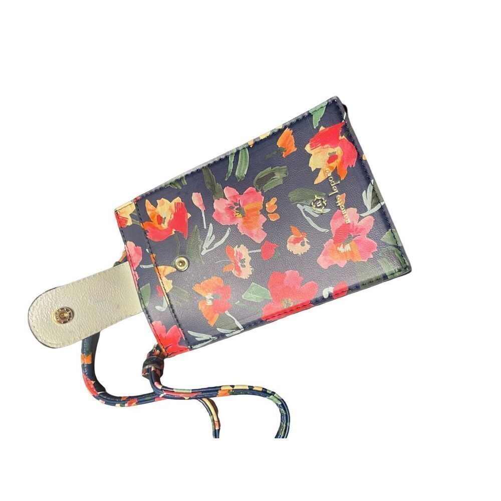 Nanette Lepore Passport Crossbody NWOT - Picture 6 of 6